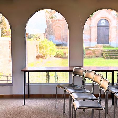 Hôtellerie de l'Abbaye Bellegarde-Sainte-Marie Extérieur photo