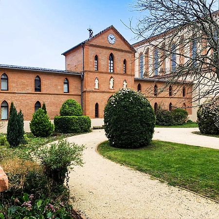 Hôtellerie de l'Abbaye Bellegarde-Sainte-Marie Extérieur photo